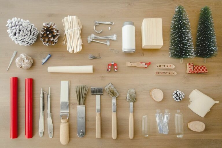 Découvrez MCD Multi-Services : Votre Expert en Nettoyage, Bricolage et Entretien de Pelouse pour un Habitat Impeccable !